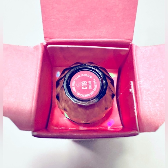 Jeffree Star Magic Star Concealer - Picture 2 of 6